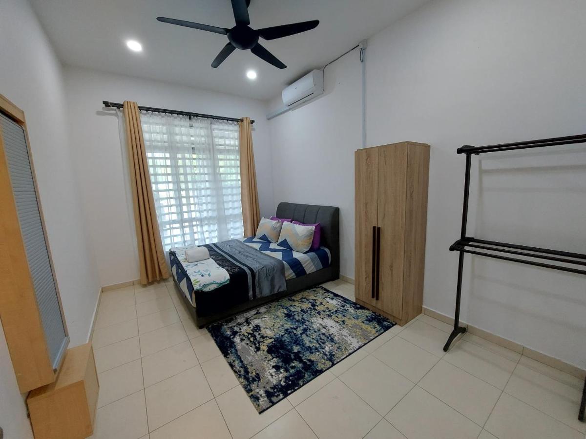 M2H Homestay Kuantan Esterno foto